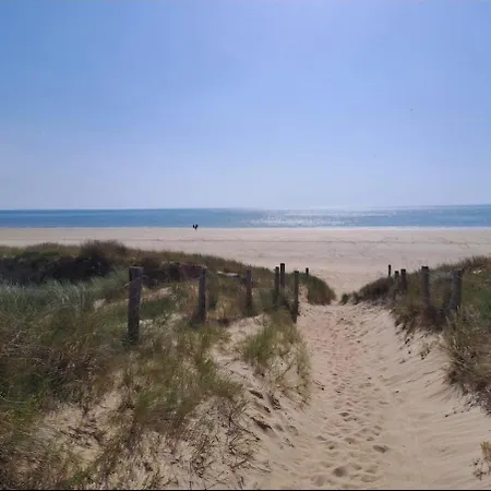 Prázdninový dům Maison De La Vendee 700m De La *